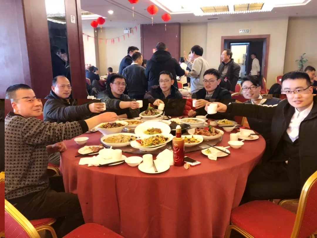 8868体育官网首页入口艾普喷涂机器人